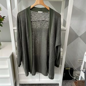 Silence + Noise dark green cardigan. Size L